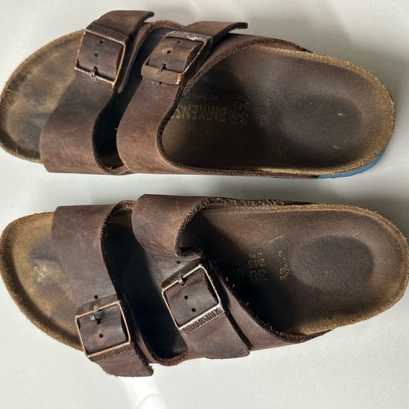 Birkenstock Arizona Sandals US 7 EU 38 Brown Oiled Leather Two Strap Blue Sole - Picture 11 of 11